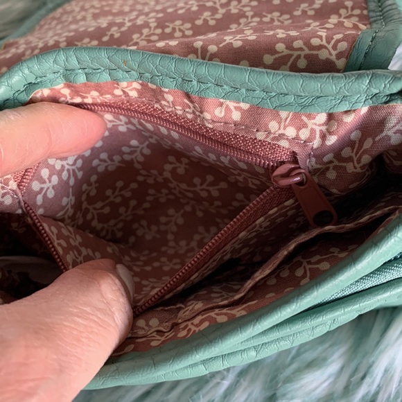 D-Fusion, Teal Shoulder Purse - Picture 6 of 15